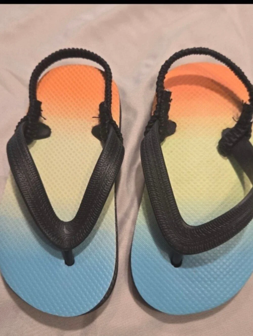 Kids Gradient Flip-Flop Sandals with Black Straps
